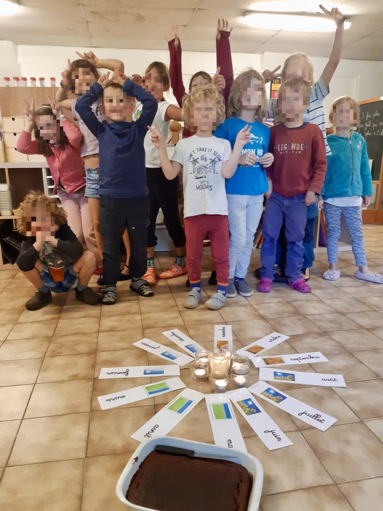 Un anniversaire Montessori en élémentaire